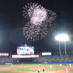 神宮で野球観戦